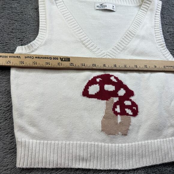 Hollister Womens Mushroom Sweater Vest White Knit Cropped Top Medium - Picture 4 of 5